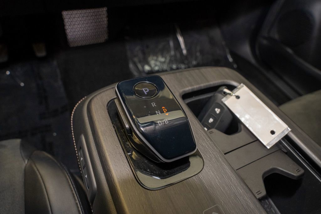 Certified 2023 Nissan Ariya ENGAGE e-4ORCE image 17