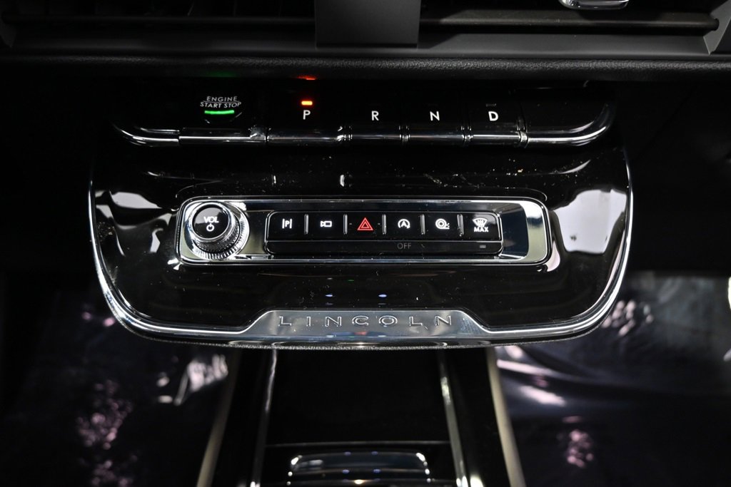 New 2026 Lincoln Corsair Reserve w/ Jet Appearance Package image 32