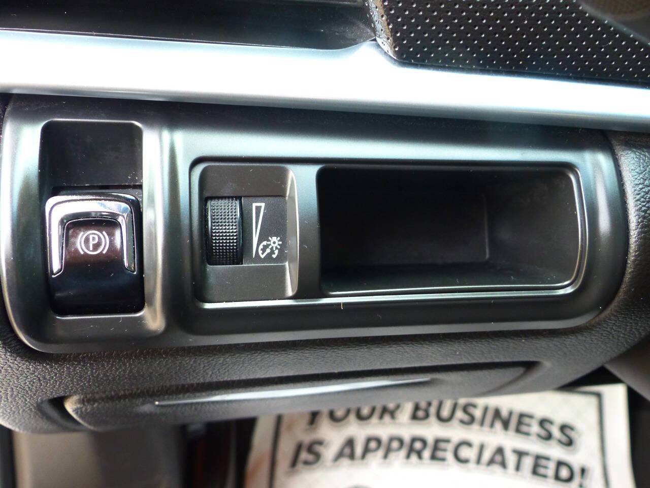 Used 2017 Cadillac XTS Luxury image 27