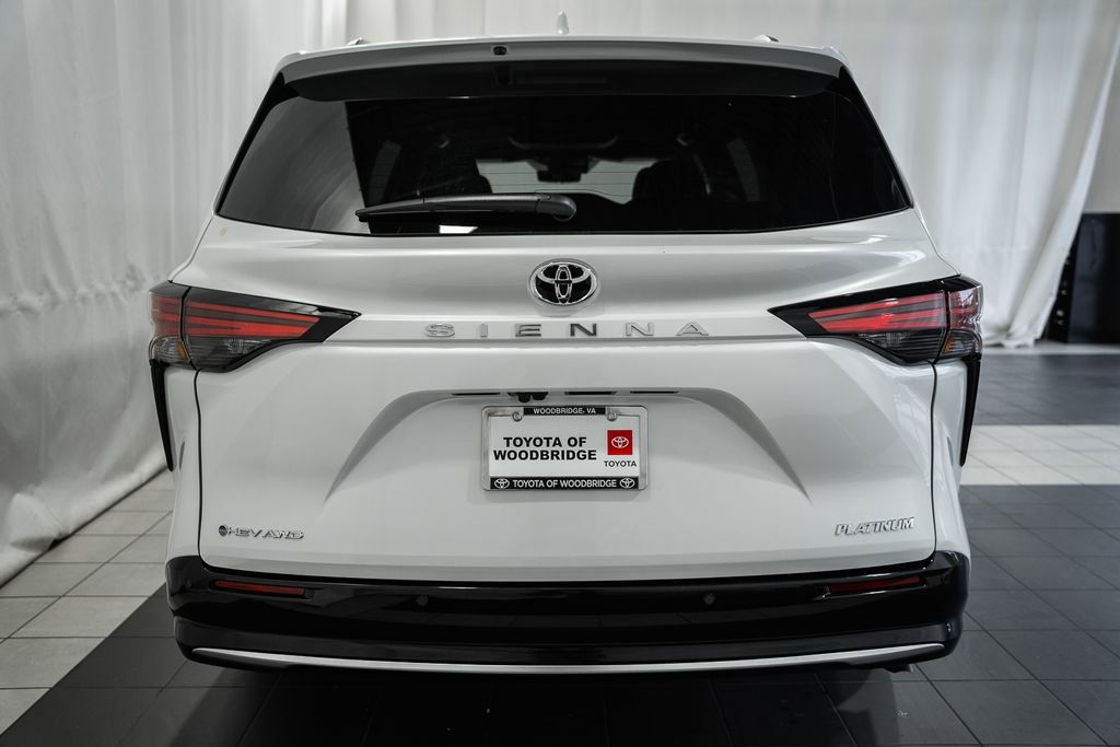 New 2026 Toyota Sienna Platinum image 5