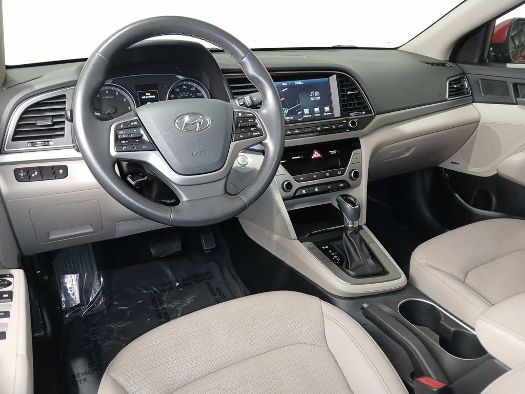 Used 2017 Hyundai Elantra Limited w/ Limited Tech Package 04 FWD image 8