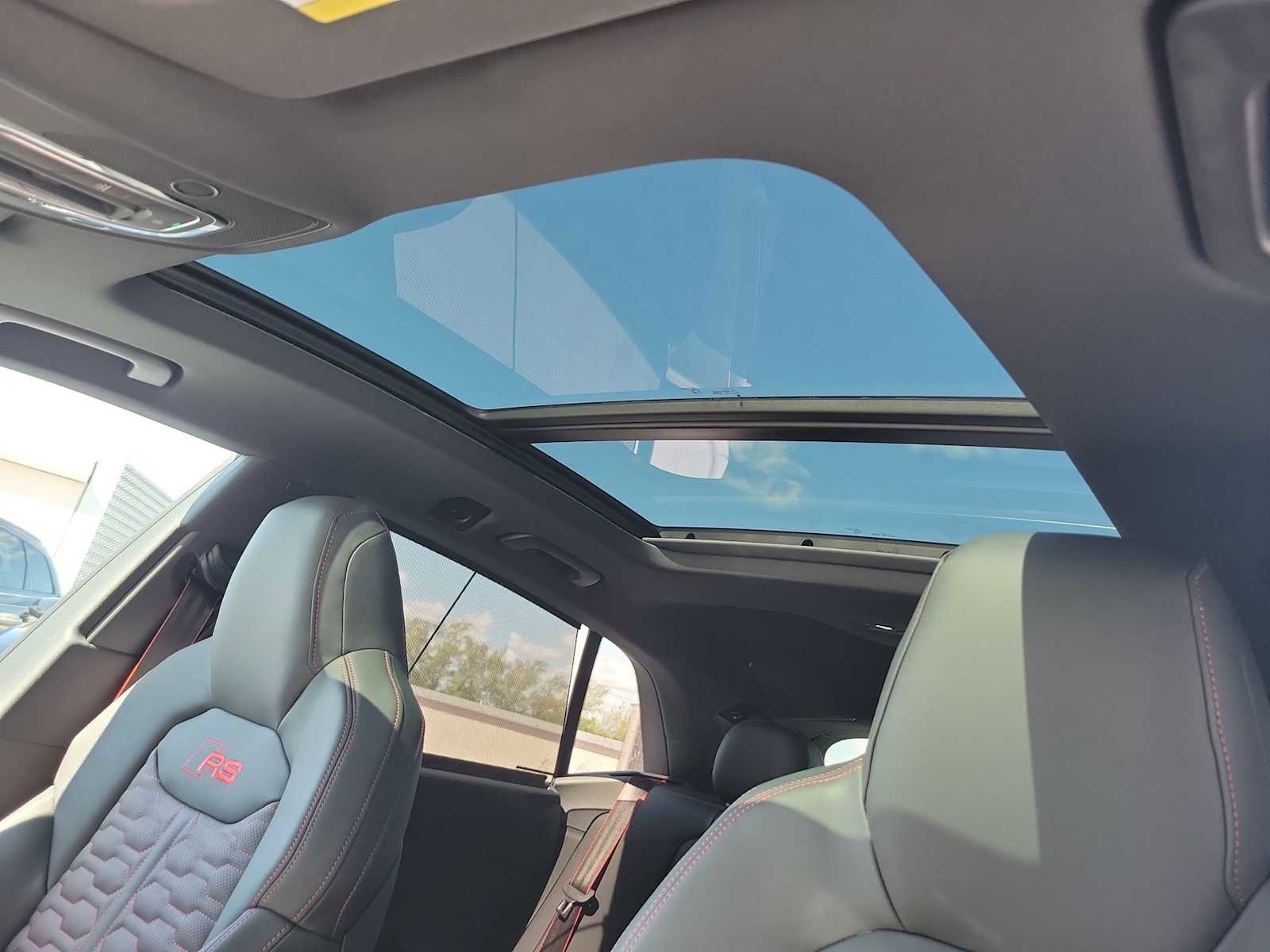 New 2026 Audi RS Q8 performance image 18