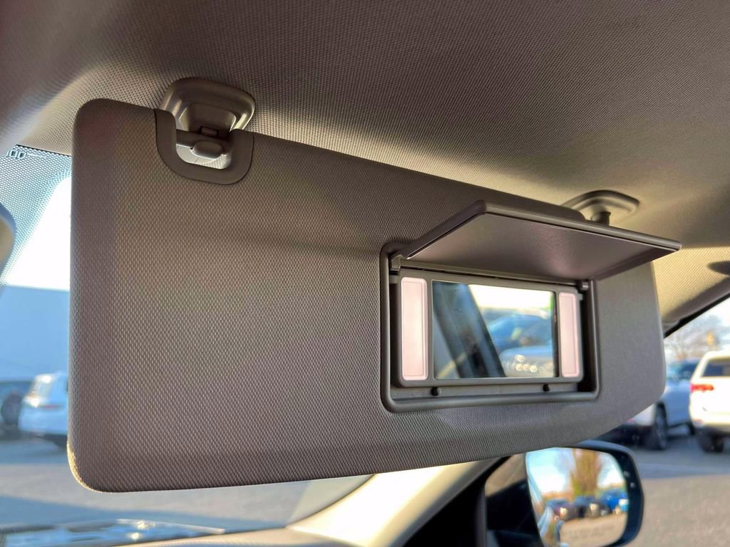 Certified 2023 Jeep Grand Cherokee L Laredo image 31