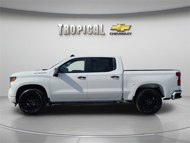 New 2026 Chevrolet Silverado 1500 Custom image 2