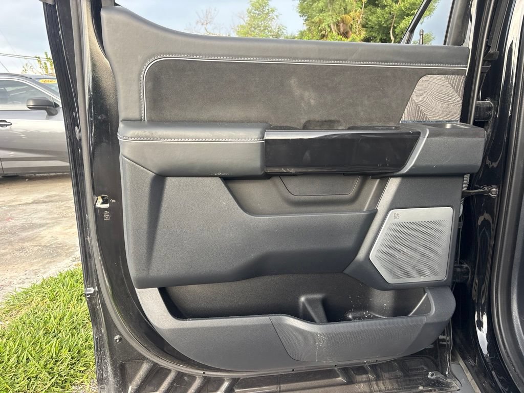 Used 2023 Ford F150 Lightning Lariat AWD/4WD image 14