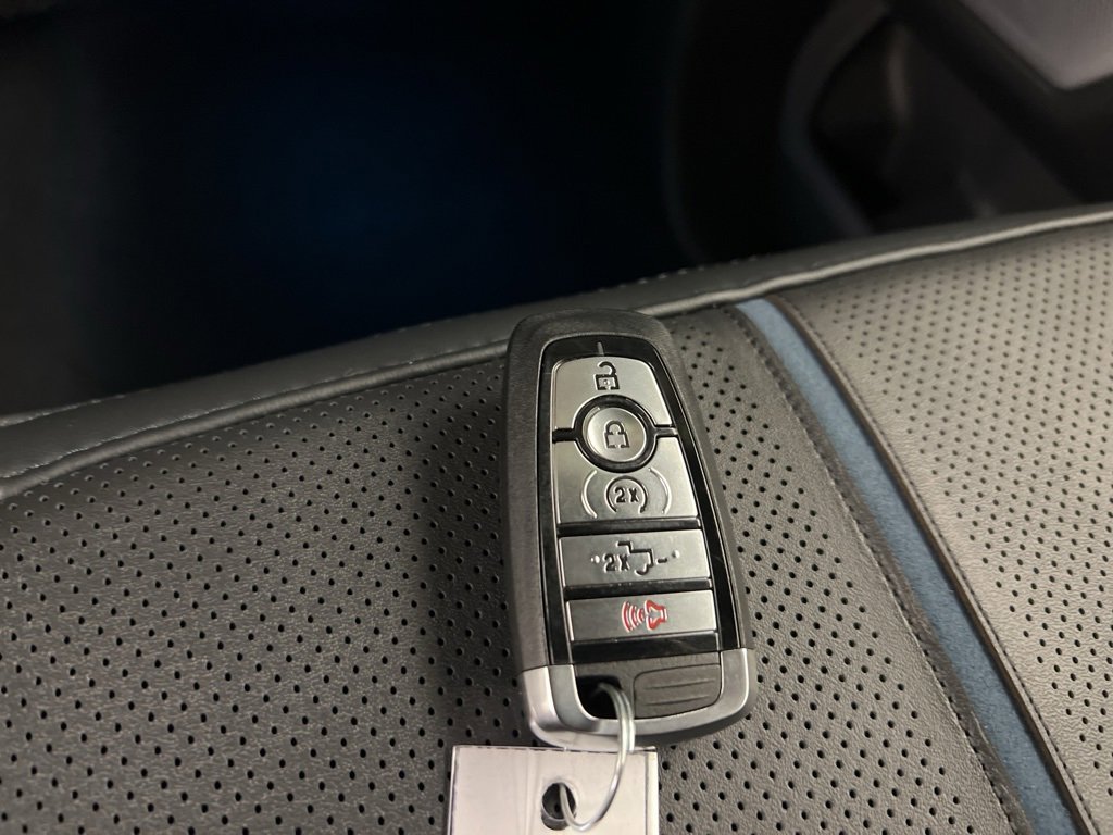 New 2025 Ford F150 Platinum w/ Equipment Group 702A High image 45