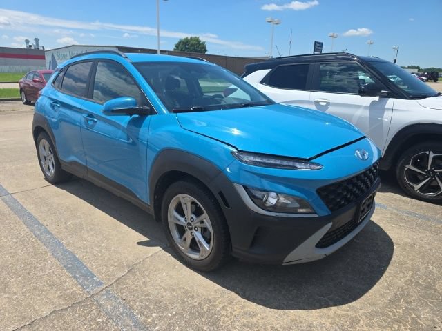 Used 2022 Hyundai Kona SEL FWD image 1