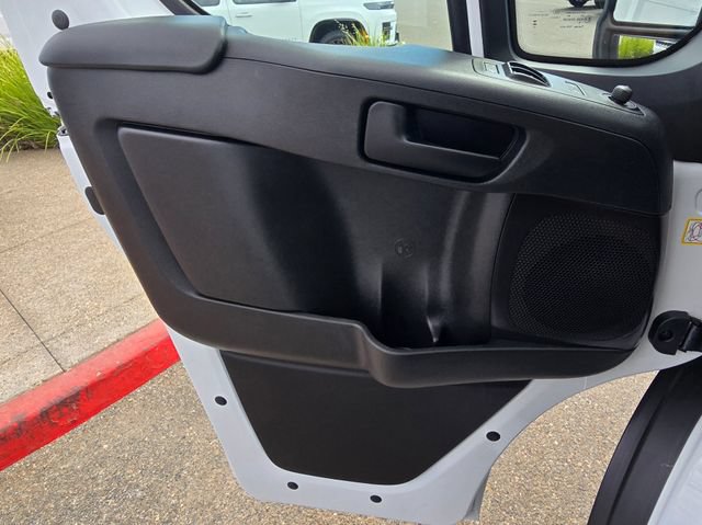 Used 2025 RAM ProMaster 2500 w/ Convenience Group FWD image 22