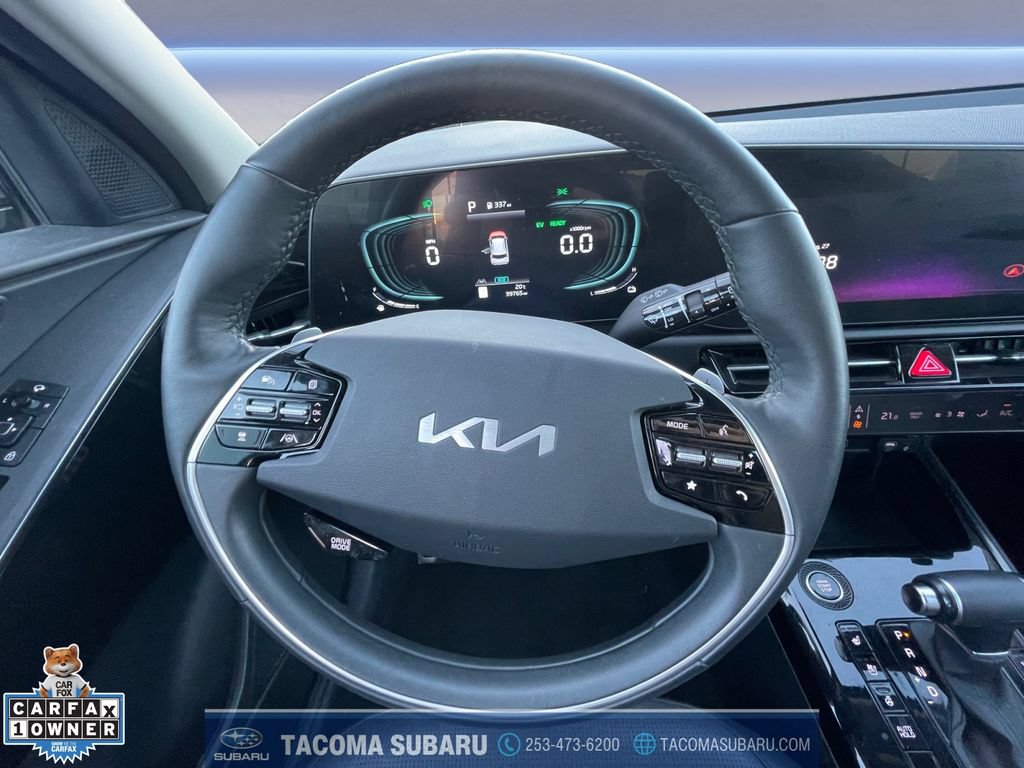 Used 2023 Kia Niro SX Touring FWD image 13