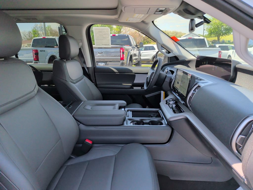 New 2026 Ford Expedition Max Active AWD/4WD image 9
