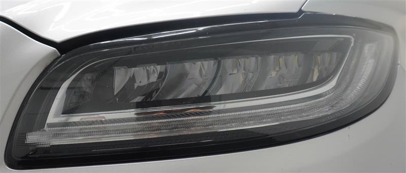 Used 2019 Lincoln Nautilus Reserve AWD/4WD image 30