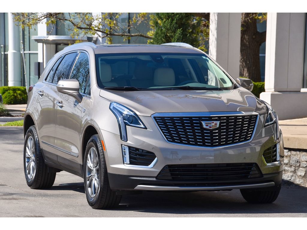 Used 2023 Cadillac XT5 Premium Luxury image 2