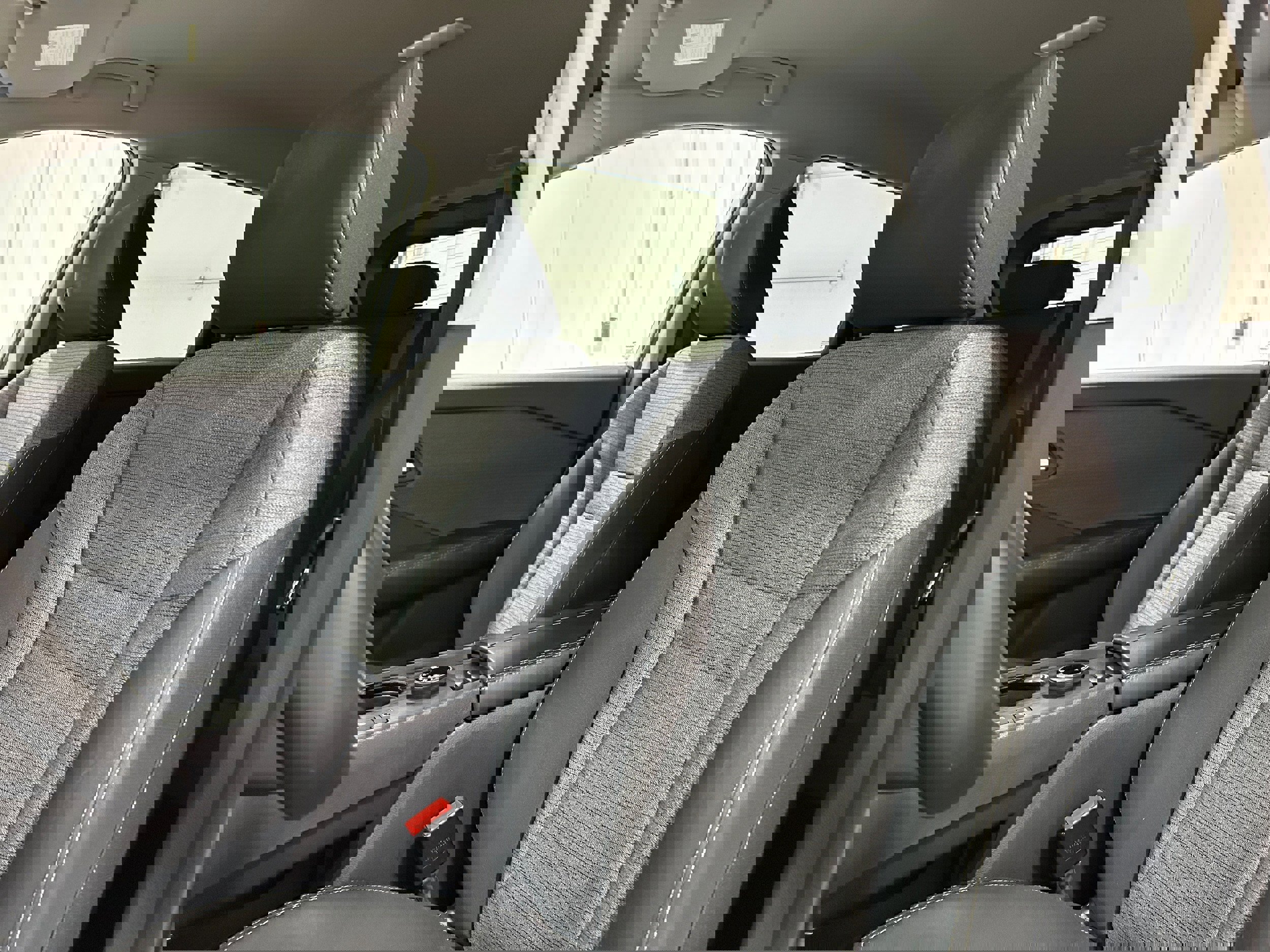 Used 2021 Nissan Rogue SV image 22