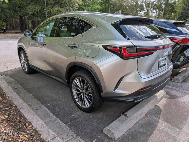 Certified 2022 Lexus NX 350h AWD image 3