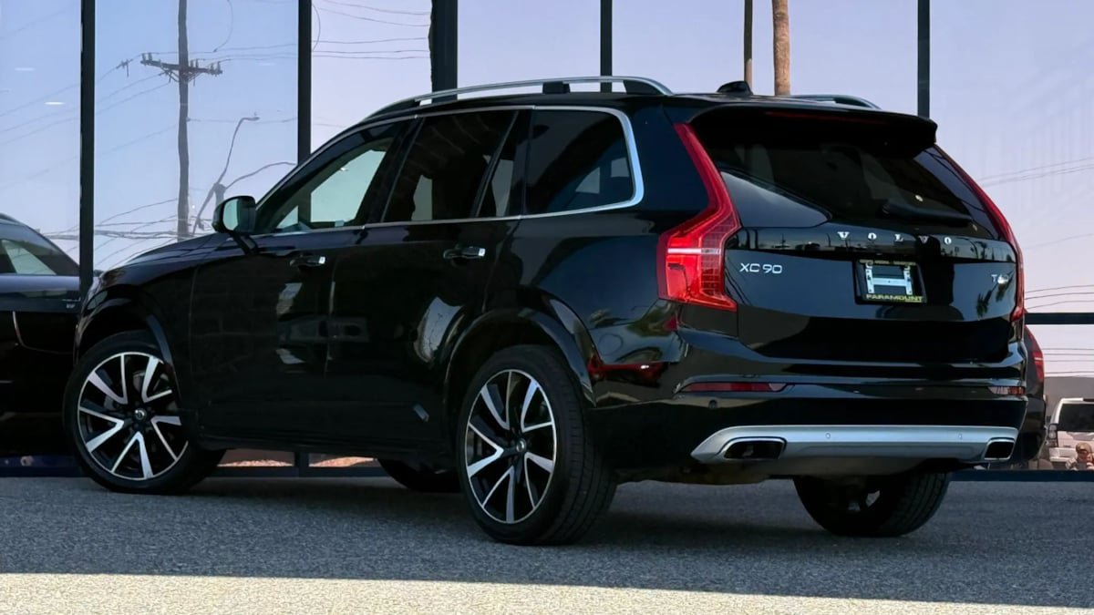Used 2019 Volvo XC90 T6 Momentum w/ Advanced Package AWD/4WD image 7