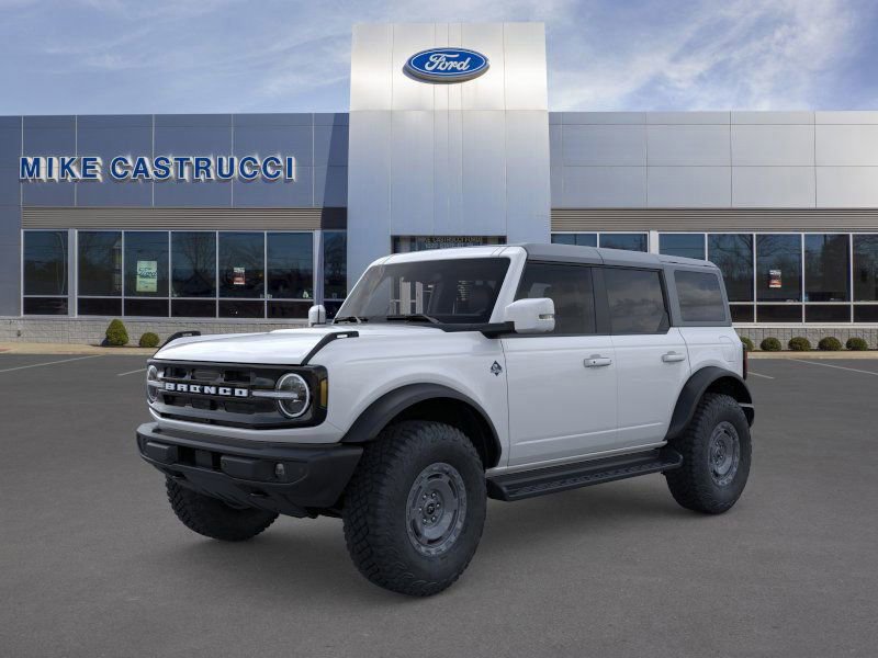 New 2025 Ford Bronco Outer Banks w/ Sasquatch Package