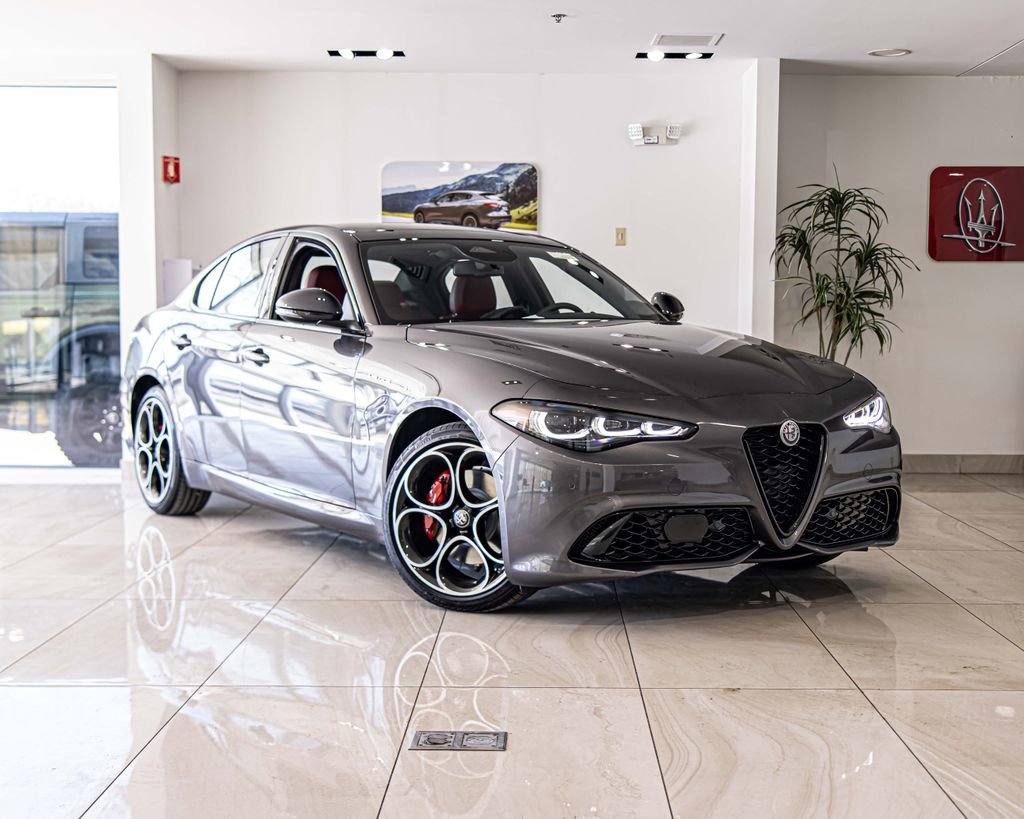 New 2026 Alfa Romeo Giulia AWD w/ Driving Assist Package image 5