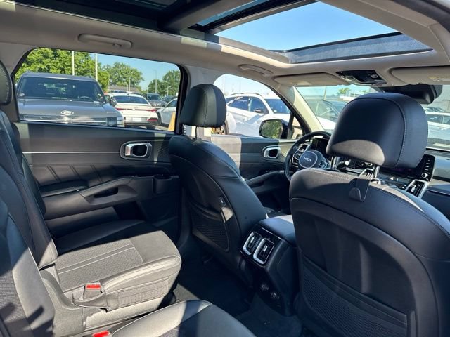 Used 2022 Kia Sorento SX AWD/4WD image 9