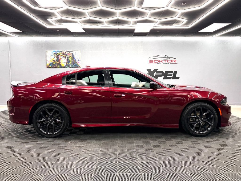 Used 2022 Dodge Charger R/T w/ Blacktop Package RWD image 16