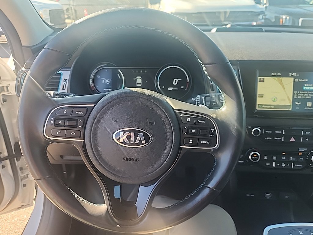 Used 2019 Kia Niro EX Premium FWD image 21