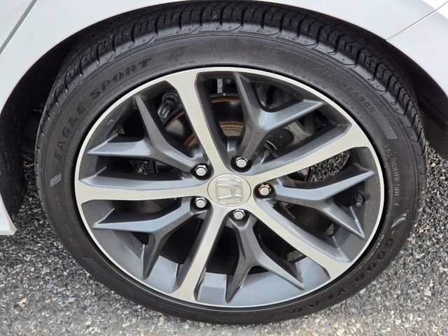 Used 2024 Honda Civic Touring image 15