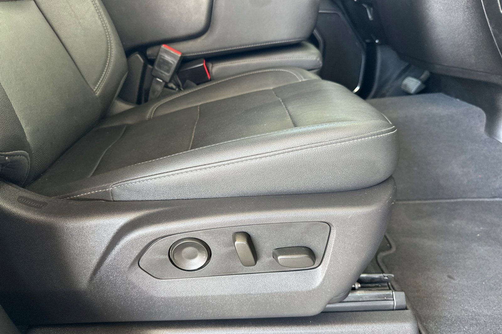 Used 2024 GMC Sierra 1500 SLT image 21