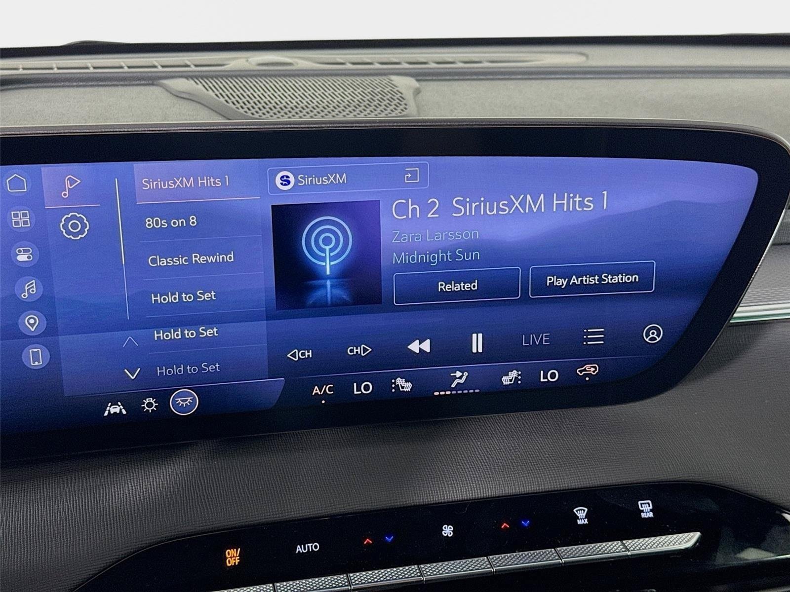 New 2026 Buick Enclave Sport Touring w/ Power Package FWD image 15