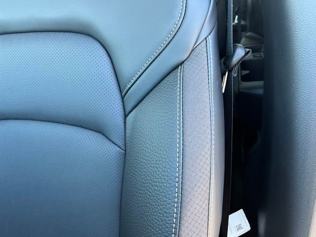 New 2026 Nissan Pathfinder SL image 13