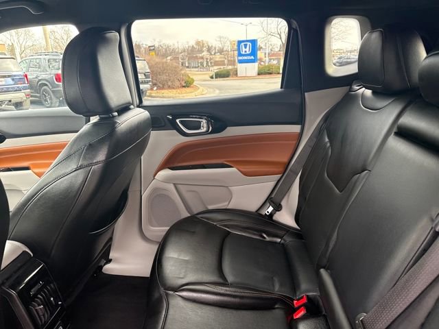 Used 2023 Jeep Compass Limited w/ Sun and Sound Group image 18