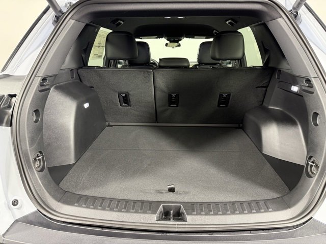 New 2026 Chevrolet Equinox ACTIV image 11