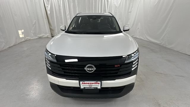 Certified 2025 Nissan Kicks SR image 8