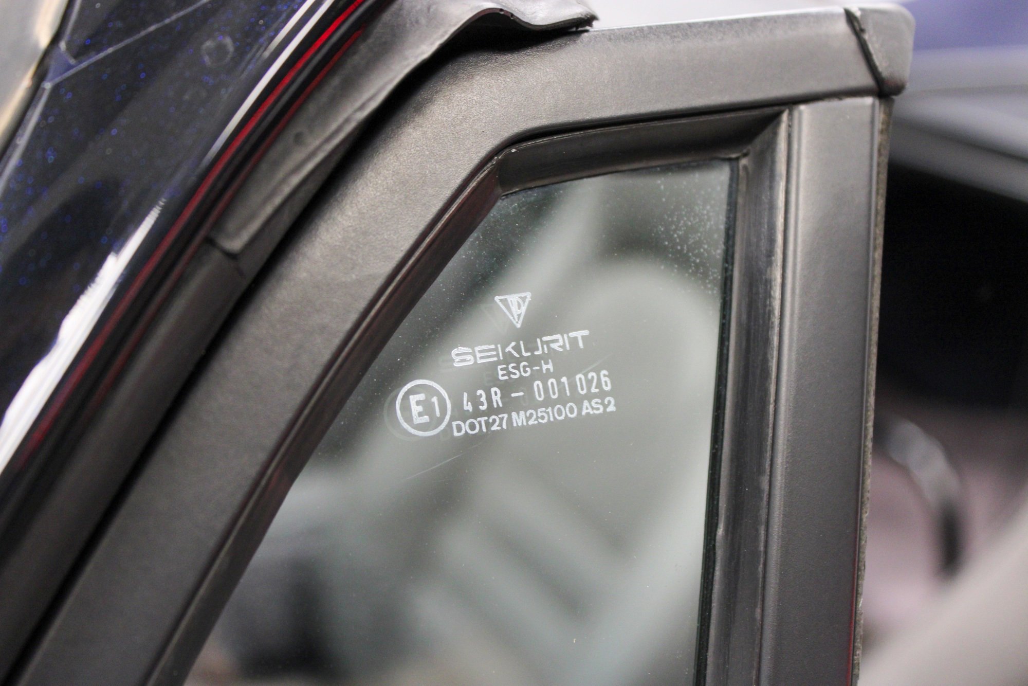 Used 1992 Porsche 911 America Roadster image 30