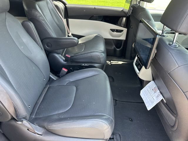 Certified 2023 Kia Carnival SX Prestige FWD image 31