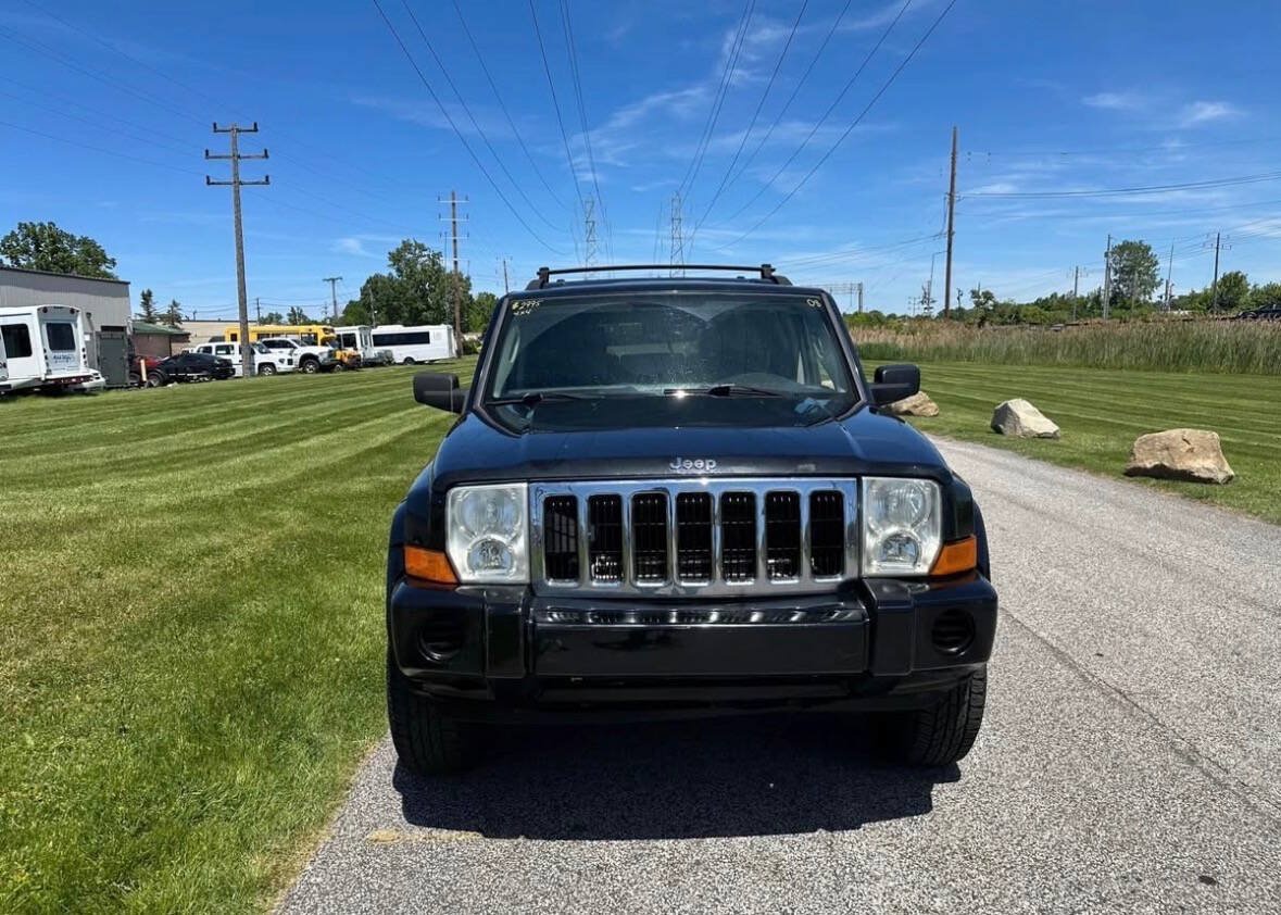 Used 2008 Jeep Commander Sport AWD/4WD image 8