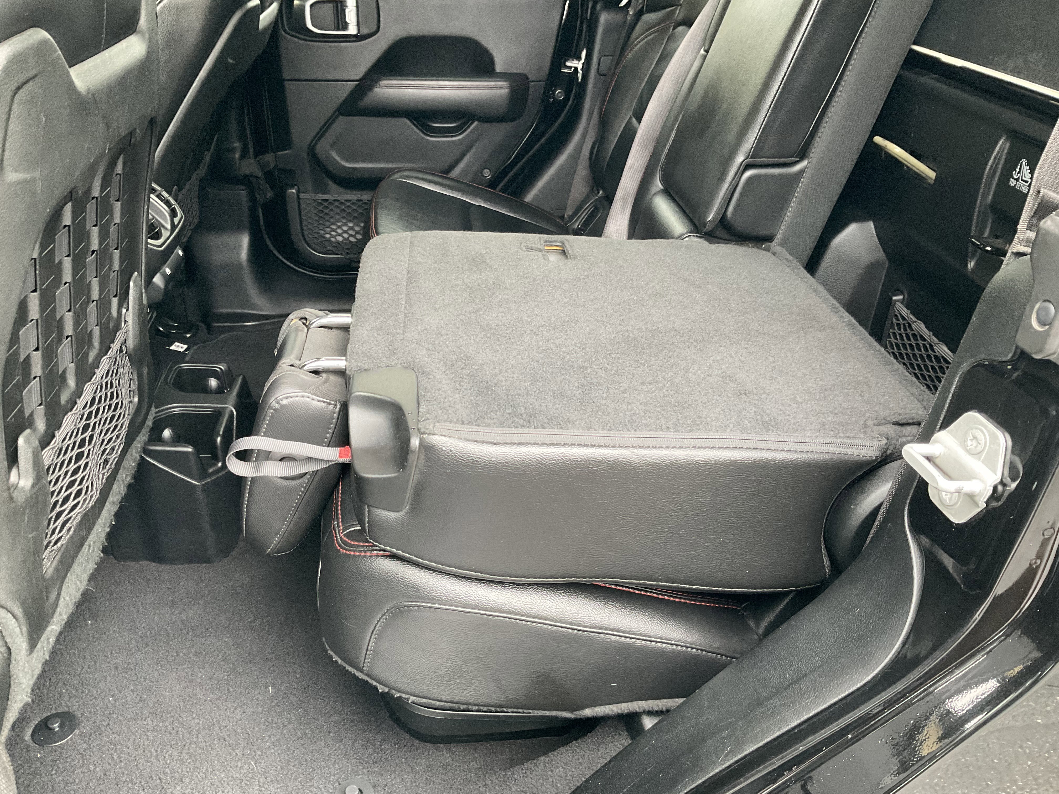 Used 2020 Jeep Gladiator Rubicon w/ Advanced Safety Group image 41