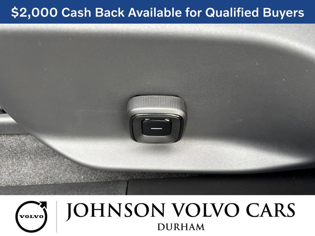 New 2026 Volvo EX30 Ultra w/ Climate Package image 12