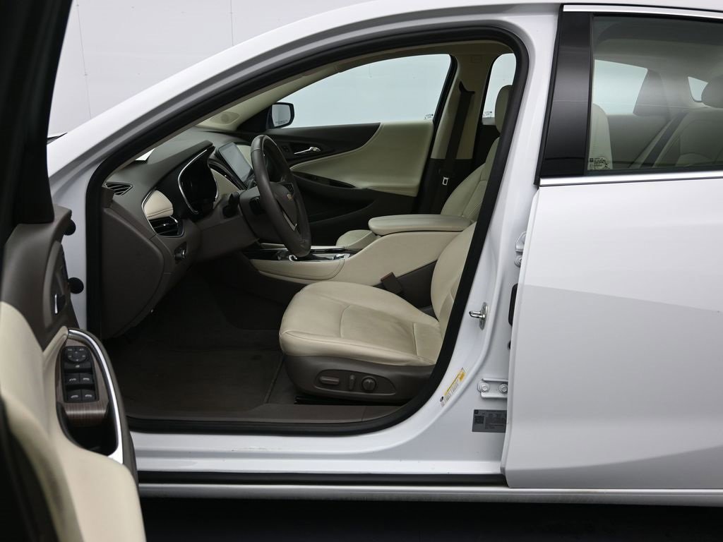 Certified 2024 Chevrolet Malibu LT image 22