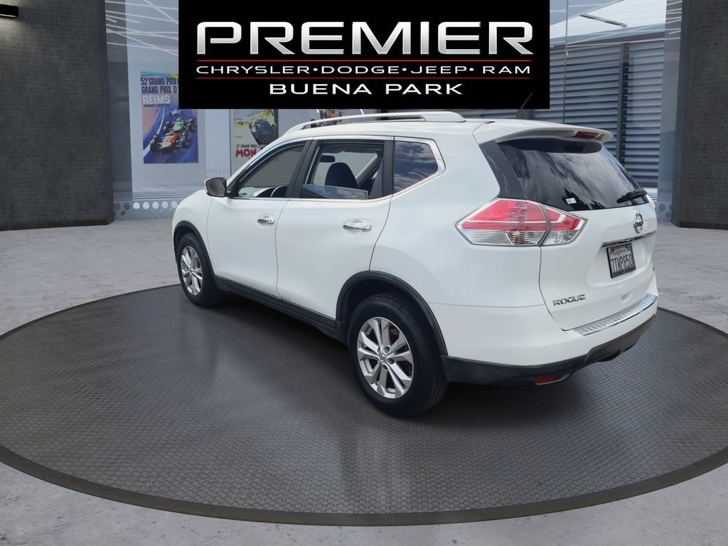 Used 2016 Nissan Rogue SV FWD image 6