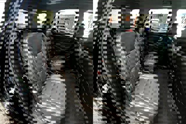 Used 2020 Chevrolet Traverse RS image 27