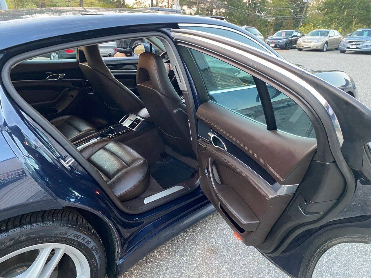 Used 2010 Porsche Panamera 4S AWD/4WD image 12
