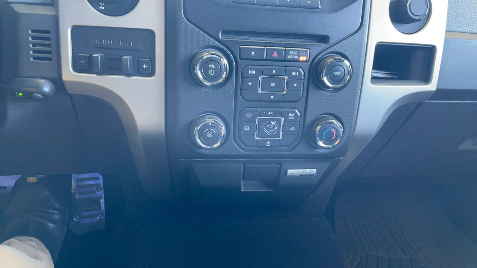 Used 2013 Ford F150 XLT w/ XLT Chrome Pkg RWD image 13