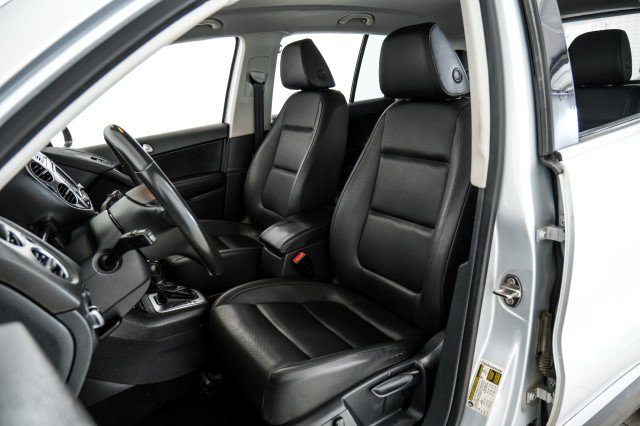 Used 2013 Volkswagen Tiguan SE AWD/4WD image 24