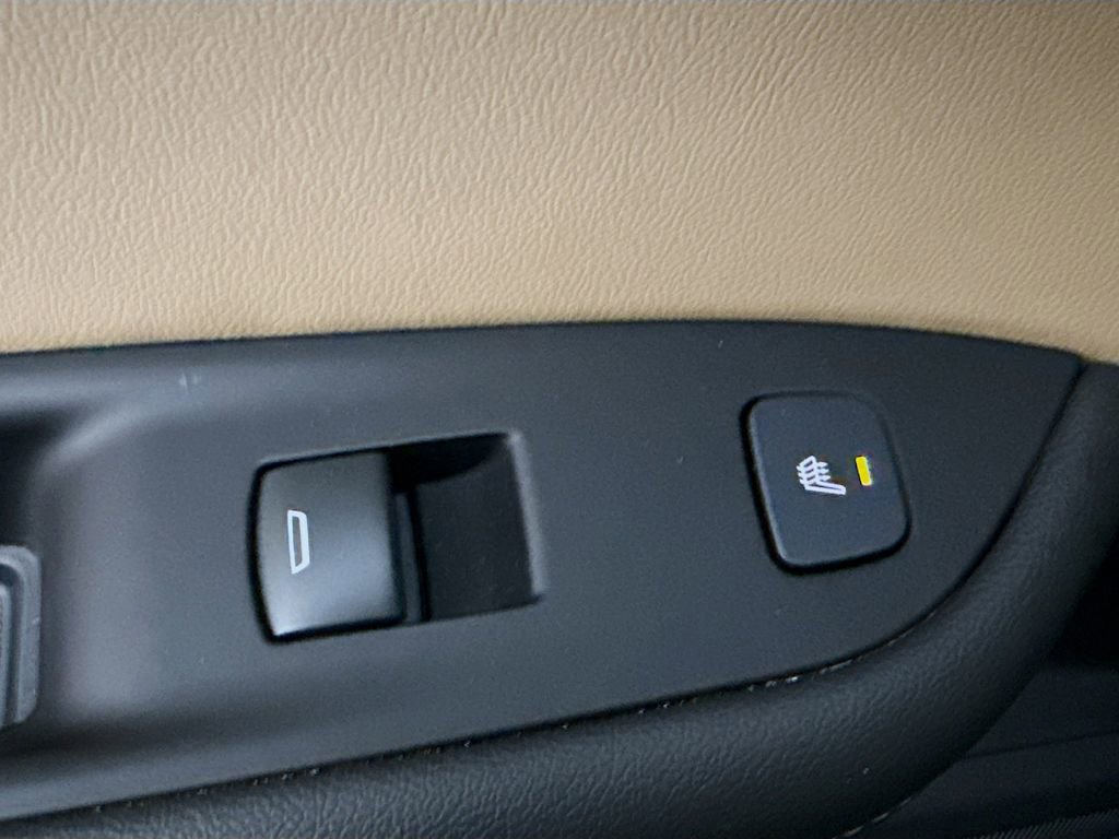 Used 2023 Chevrolet Blazer Premier w/ Driver Confidence II Package FWD image 25