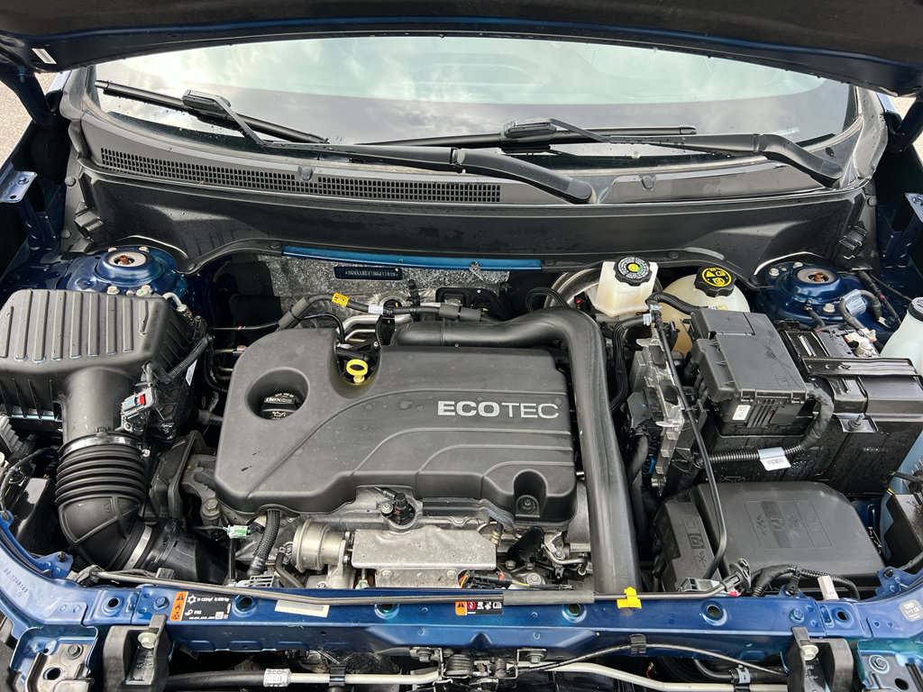 Used 2022 Chevrolet Equinox RS w/ RS Leather Package image 28