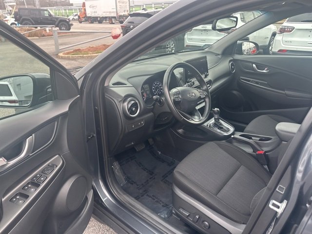 Used 2023 Hyundai Kona SEL w/ Convenience Package image 9