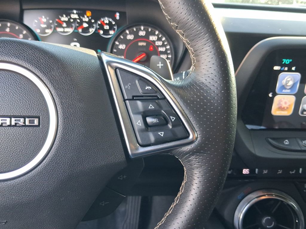 Used 2017 Chevrolet Camaro SS RWD image 18