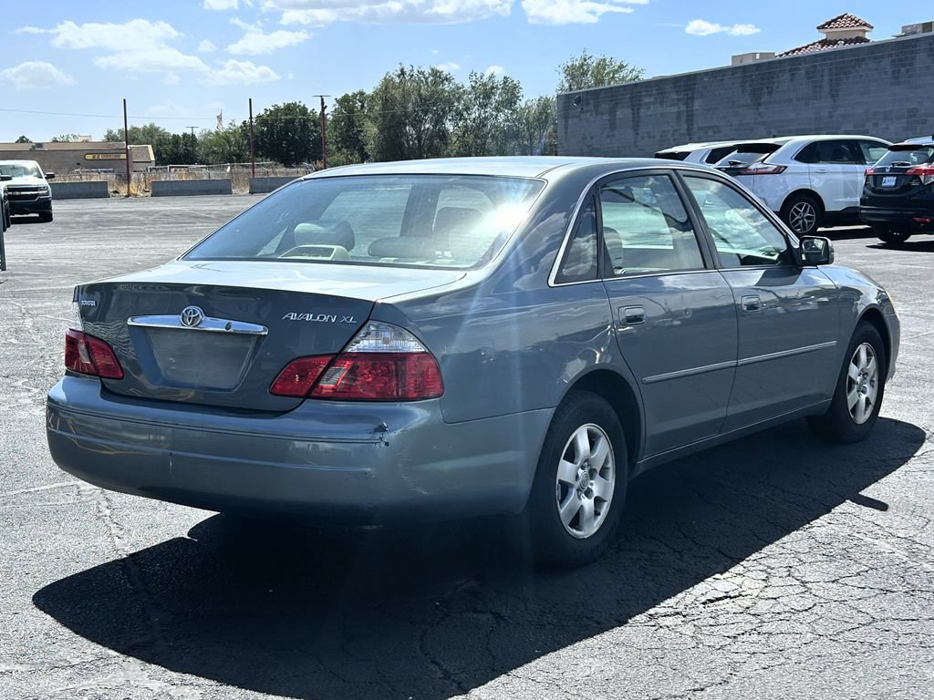 Used 2004 Toyota Avalon XL w/ Option Pkg 2 FWD image 3