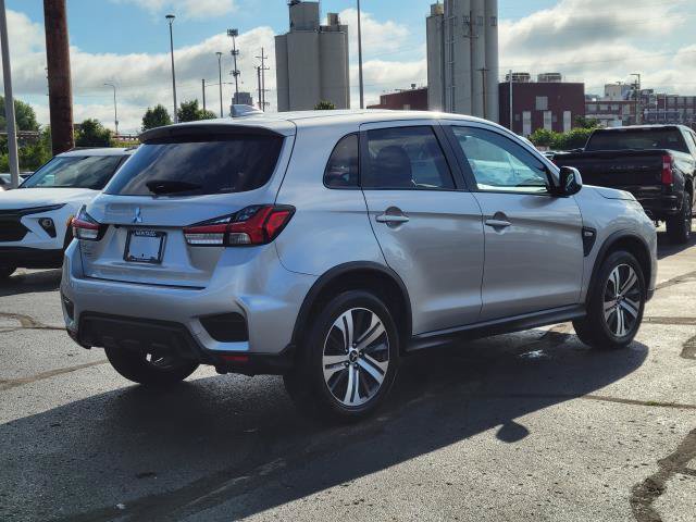 Used 2024 Mitsubishi Outlander Sport AWD image 2