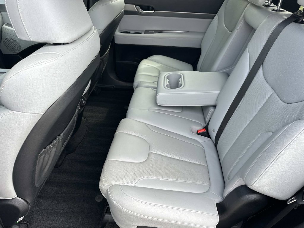 Used 2021 Hyundai Palisade SEL FWD image 19