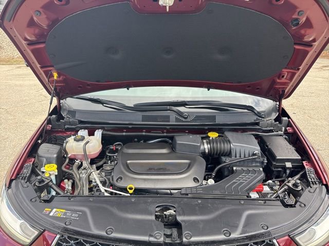 Used 2023 Chrysler Pacifica Limited FWD image 10